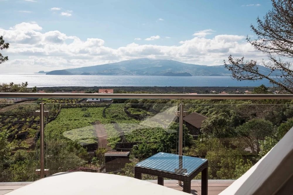 Panoramablick vom Balkon nach Faial