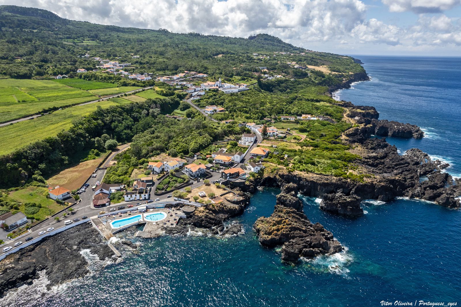 Reference image pico natural pools used in the Pico Island Guide